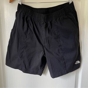 The North Face Shorts men’s medium shorts 7 inch class v